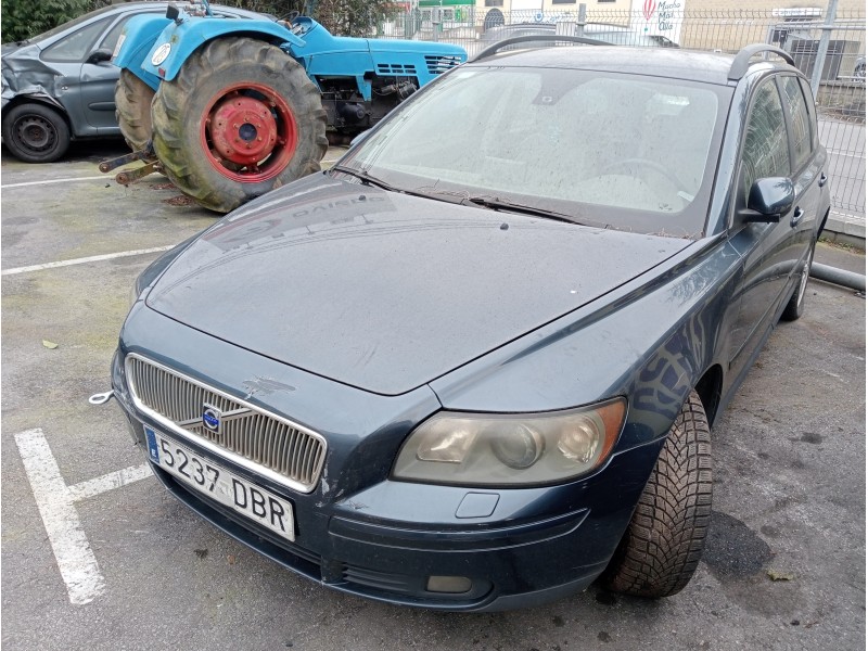 volvo v50 familiar del año 2004