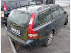 volvo v50 familiar del año 2004 2