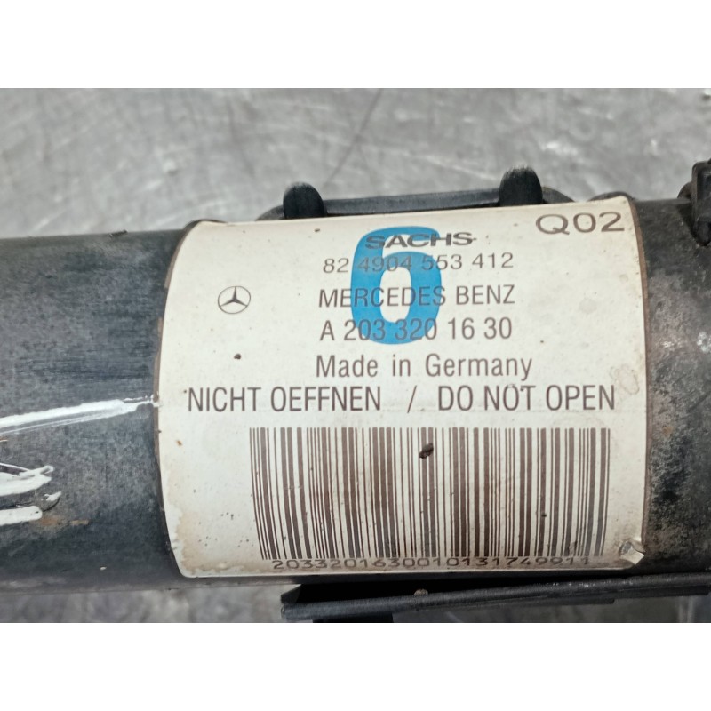 Recambio de amortiguador delantero derecho para mercedes clase c (w203) berlina referencia OEM IAM A2033201630 824904553412 