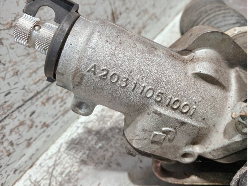 Recambio de cremallera direccion para mercedes clase c (w203) berlina referencia OEM IAM A20311011002 A20311051001 20346011000