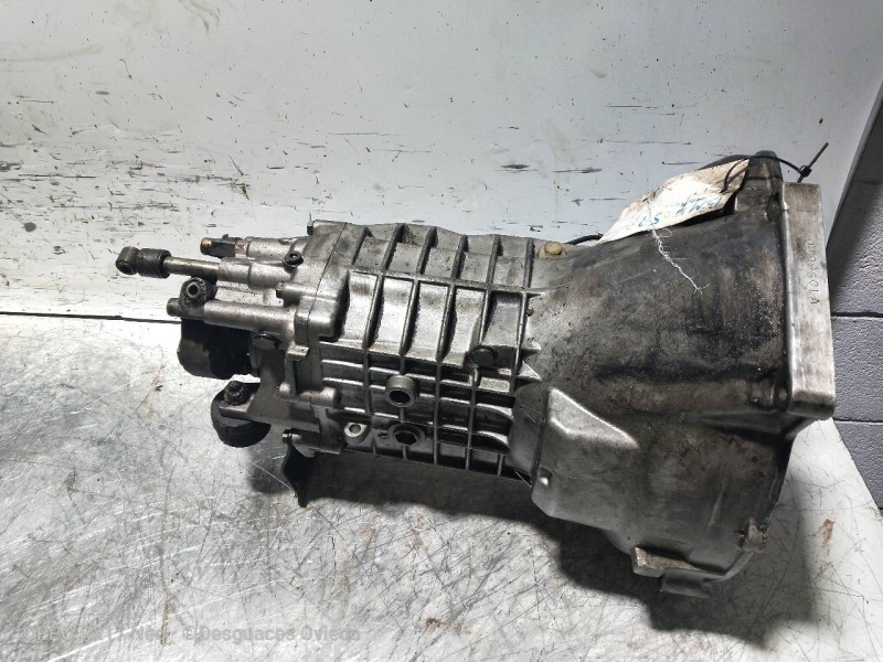 Recambio de caja cambios para bmw serie 5 (e28) 520i referencia OEM IAM 019980LA  