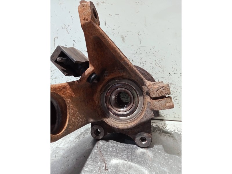 Recambio de mangueta delantera derecha para citroen xsara berlina referencia OEM IAM   