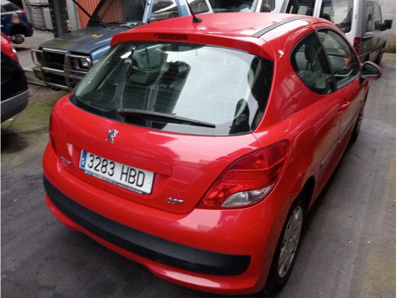peugeot 207 del año 2010