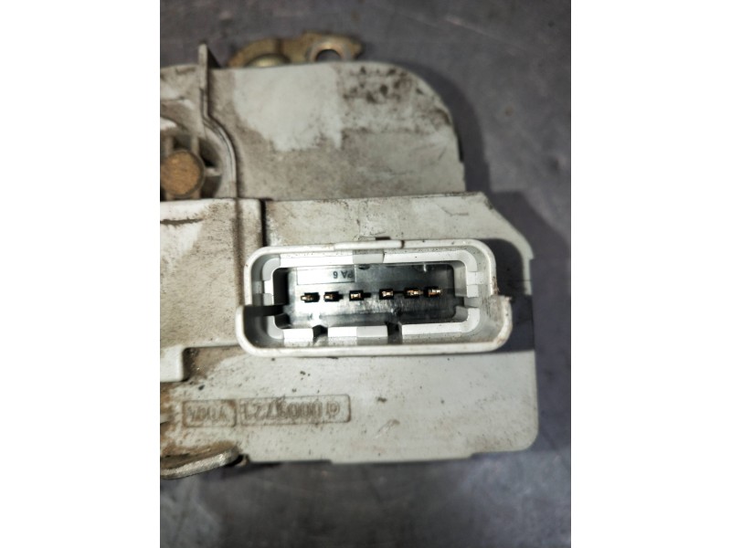 Recambio de motor cierre centralizado delantero derecho para smart roadster referencia OEM IAM O0009721 V004 3P