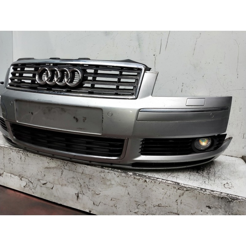 Recambio de paragolpes delantero para audi a8 (4e2) 4.2 quattro referencia OEM IAM  OJO VER FOTOS PLÁSTICO SUPERIOR DE LA REJILL