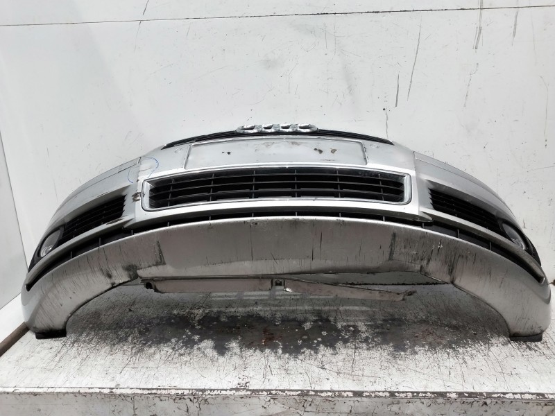Recambio de paragolpes delantero para audi a8 (4e2) 4.2 quattro referencia OEM IAM  OJO VER FOTOS PLÁSTICO SUPERIOR DE LA REJILL