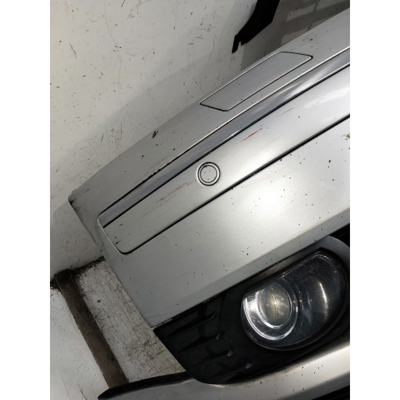 Recambio de paragolpes delantero para audi a8 (4e2) 4.2 quattro referencia OEM IAM  OJO VER FOTOS PLÁSTICO SUPERIOR DE LA REJILL