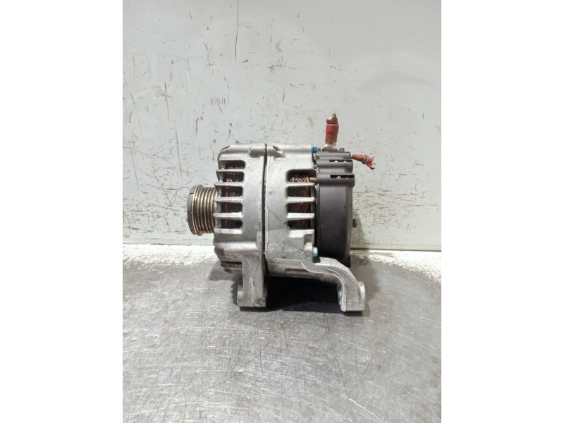 Recambio de alternador para bmw serie 3 coupe (e92) referencia OEM IAM H543461A 215538180500 FGN18S019