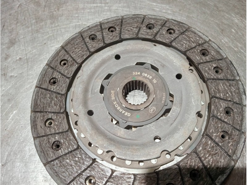 Recambio de kit embrague para bmw serie 3 coupe (e92) referencia OEM IAM 324063910 124052310 415055210