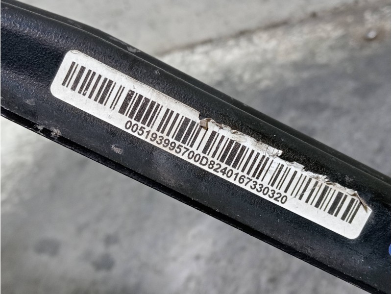 Recambio de brazo suspension inferior trasero derecho para jeep renegade limited referencia OEM IAM 00519399570  