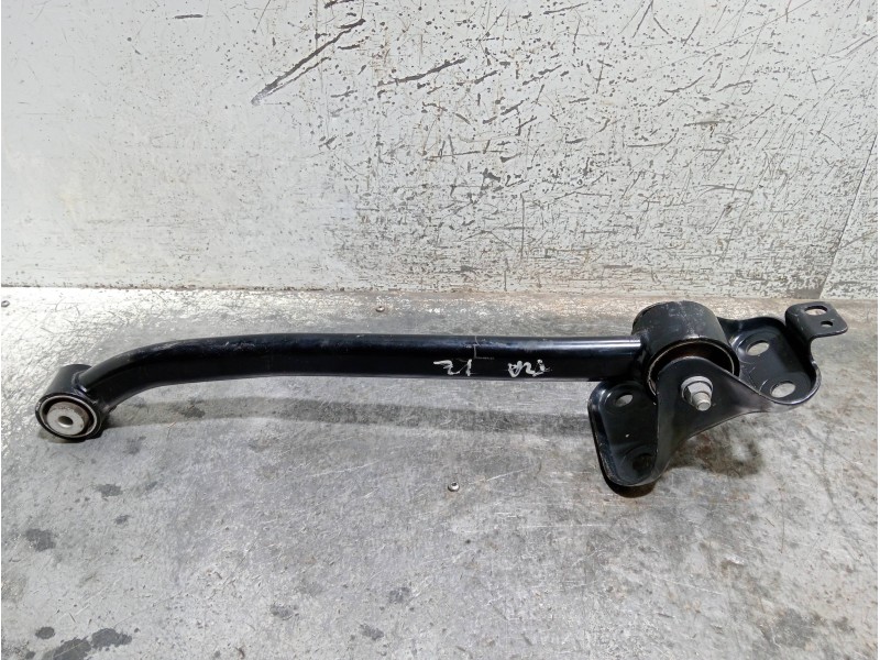 Recambio de brazo suspension inferior trasero izquierdo para jeep renegade limited referencia OEM IAM 00519399600  