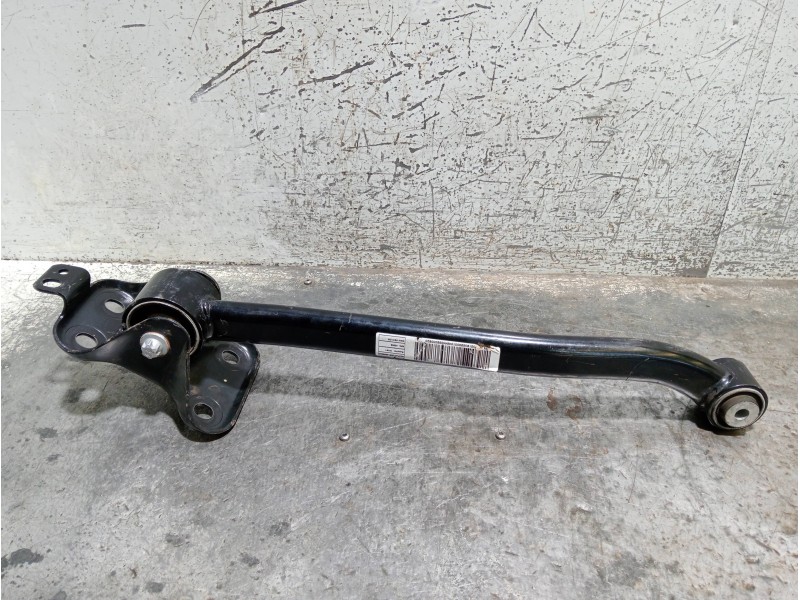 Recambio de brazo suspension inferior trasero izquierdo para jeep renegade limited referencia OEM IAM 00519399600  