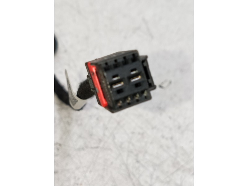 Recambio de amortiguadores maletero / porton para omoda omoda5 referencia OEM IAM 5540001235AA  