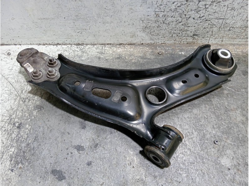 Recambio de brazo suspension inferior delantero izquierdo para jeep renegade limited referencia OEM IAM 00519613420  