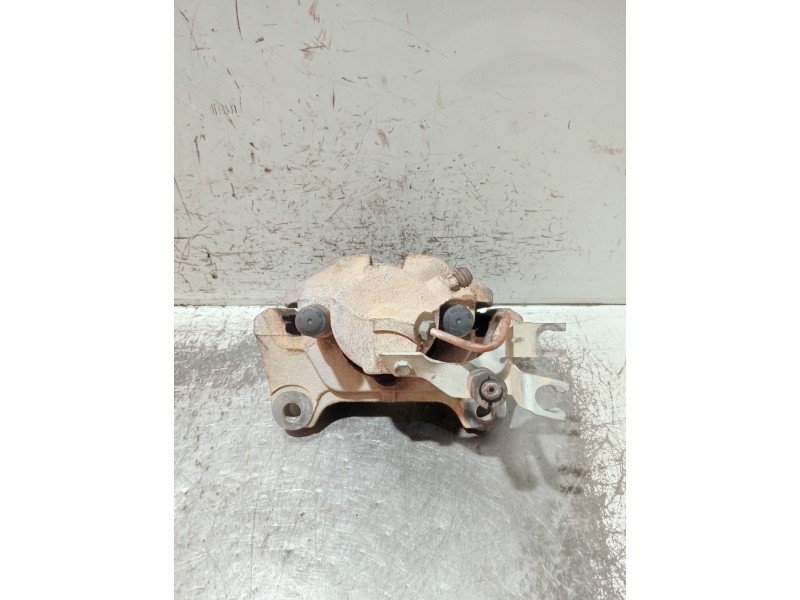 Recambio de pinza freno delantera izquierda para audi a6 avant (4f5) referencia OEM IAM   