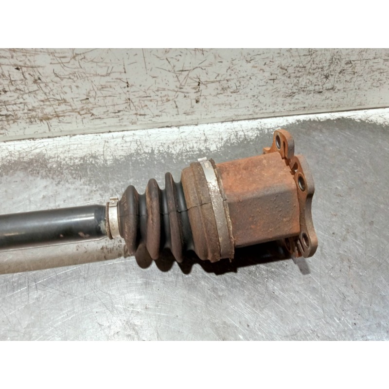 Recambio de transmision delantera derecha para audi a6 avant (4f5) referencia OEM IAM 4F0407272G  
