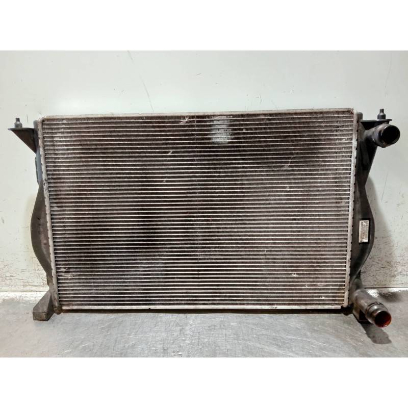 Recambio de radiador agua para audi a6 avant (4f5) referencia OEM IAM 4F01212510  