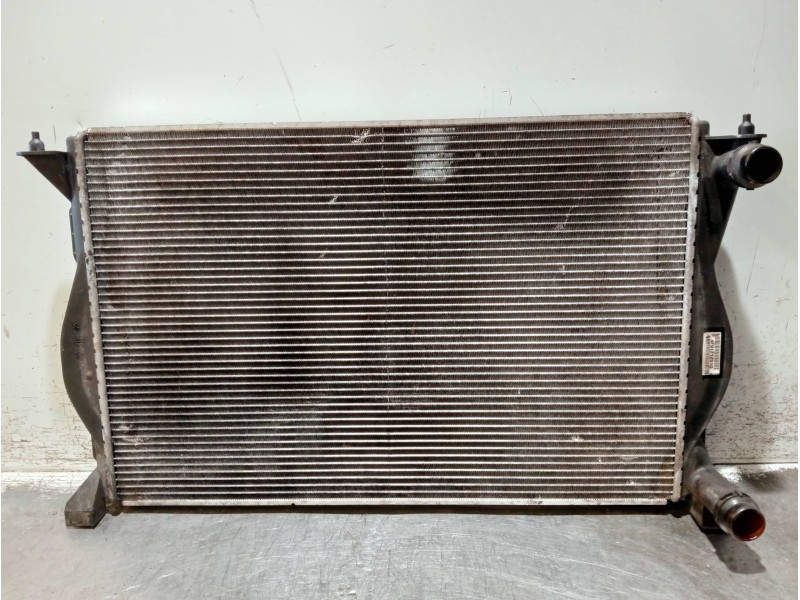 Recambio de radiador agua para audi a6 avant (4f5) referencia OEM IAM 4F01212510  