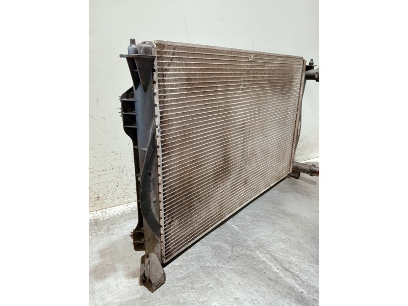 Recambio de radiador agua para audi a6 avant (4f5) referencia OEM IAM 4F01212510  