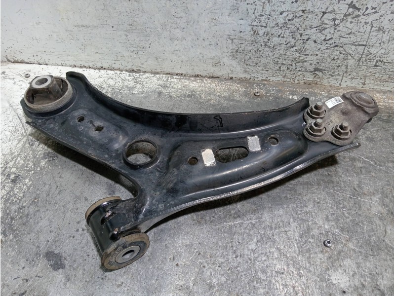Recambio de brazo suspension inferior delantero derecho para jeep renegade limited referencia OEM IAM 00519613400  