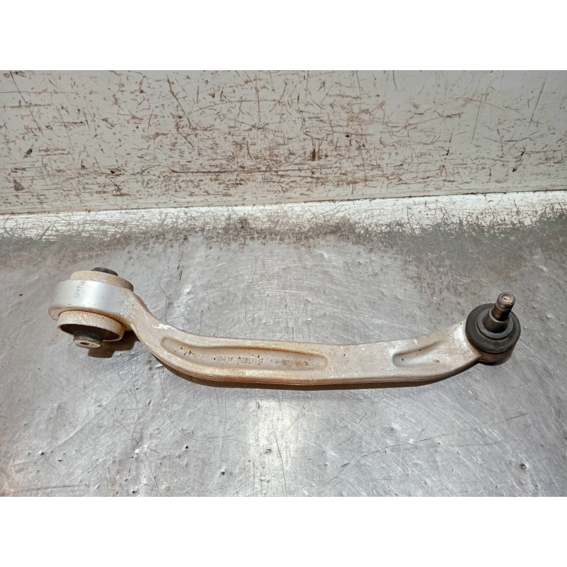 Recambio de brazo suspension superior delantero izquierdo para audi a6 avant (4f5) referencia OEM IAM 4F0407693B  