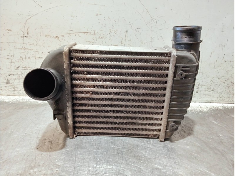 Recambio de intercooler para audi a6 avant (4f5) referencia OEM IAM 4F0145805AD 6620173 