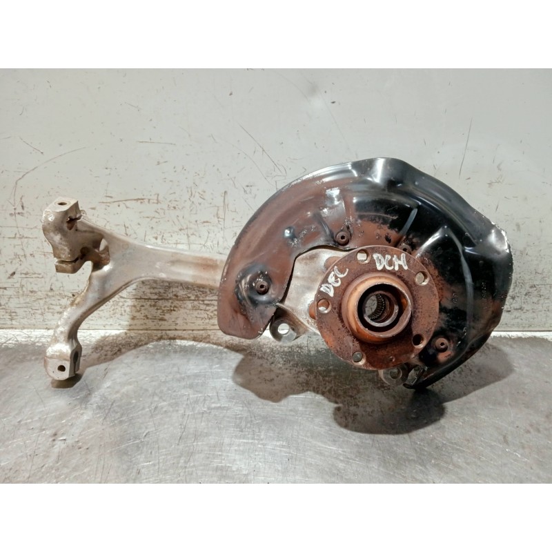 Recambio de mangueta delantera derecha para audi a6 avant (4f5) referencia OEM IAM 4F0407242F R4F0258 