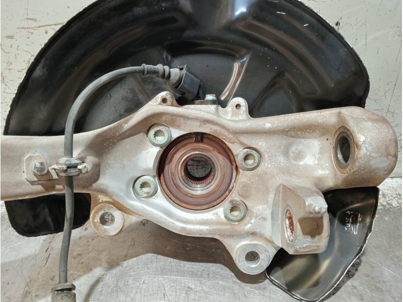 Recambio de mangueta delantera izquierda para audi a6 avant (4f5) referencia OEM IAM 4F0407241F R4F0257 