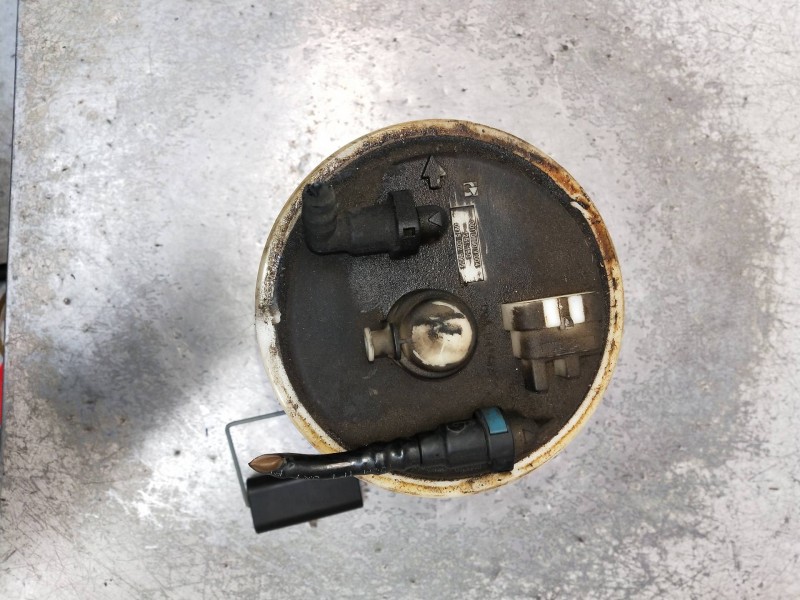 Recambio de bomba combustible para smart roadster referencia OEM IAM 0010690V004 1251150 09750029905