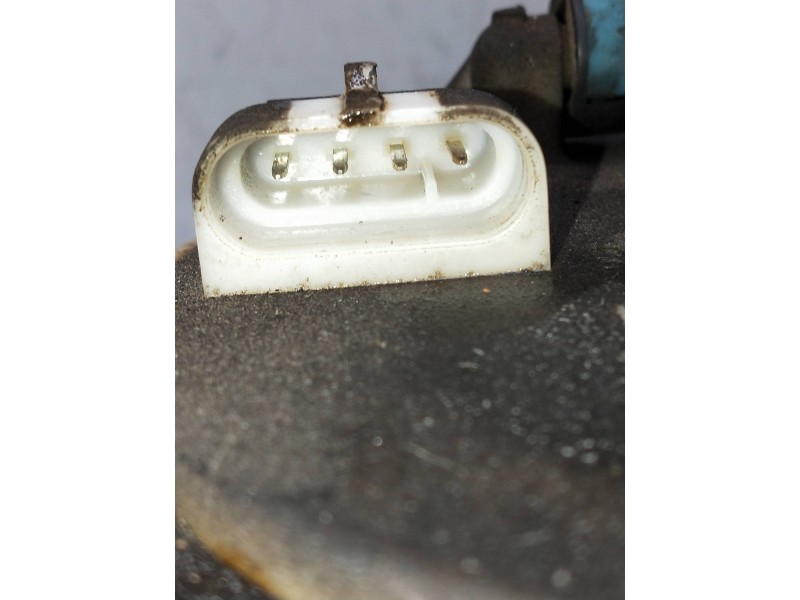 Recambio de bomba combustible para smart roadster referencia OEM IAM 0010690V004 1251150 09750029905