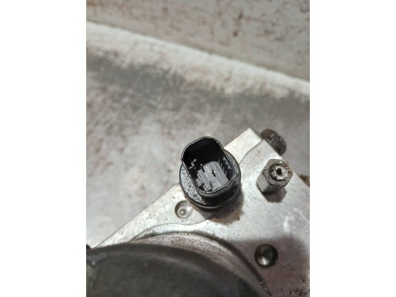 Recambio de abs para toyota avensis berlina (t25) referencia OEM IAM 0265950129 0265225282 4454005032