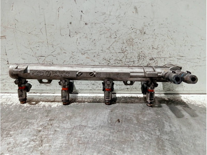 Recambio de rampa inyectora para audi a2 (8z) referencia OEM IAM 036133319   Recambio de rampa inyectora para audi a2 (8z) referencia OEM IAM 036133319