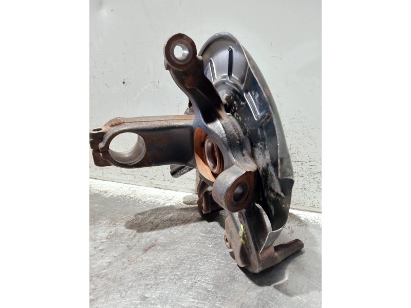 Recambio de mangueta delantera derecha para audi a2 (8z) referencia OEM IAM 6Q0256R   Recambio de mangueta delantera derecha para audi a2 (8z) referencia OEM IAM 6Q0256R