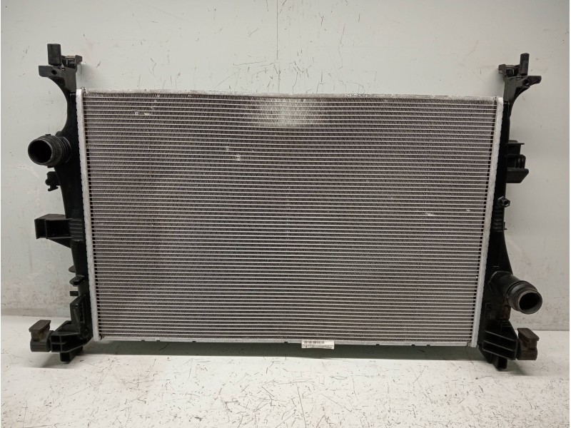 Recambio de radiador agua para jeep renegade limited referencia OEM IAM 8E4560000 52009105 