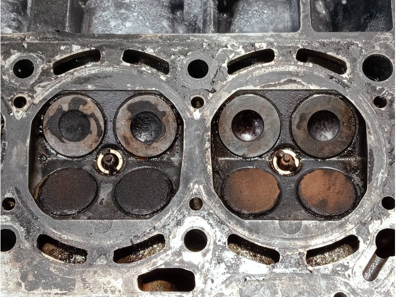 Recambio de culata para audi a2 (8z) referencia OEM IAM 036103373AK AUA  Recambio de culata para audi a2 (8z) referencia OEM IAM 036103373AK AUA