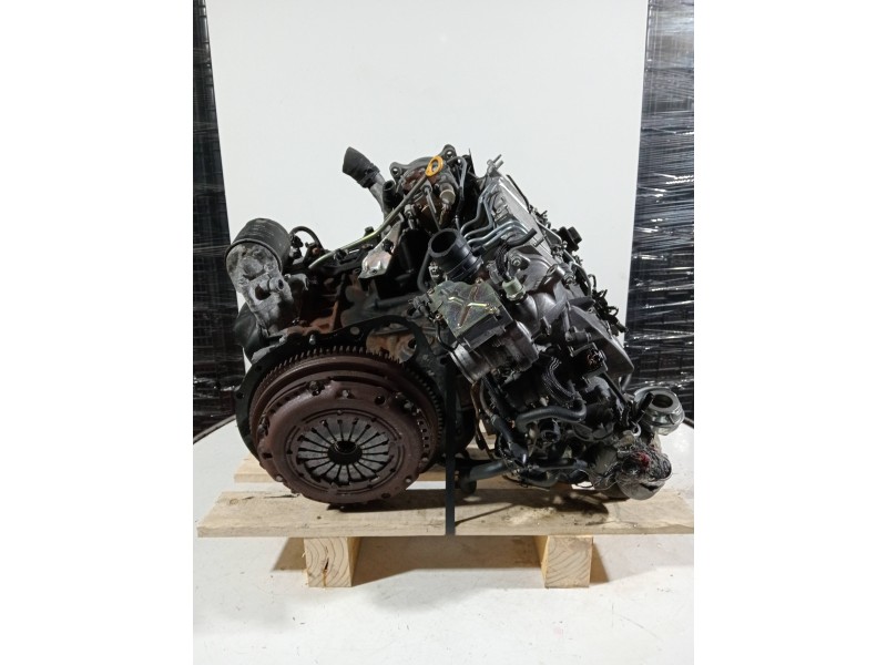 Recambio de motor completo para toyota avensis berlina (t25) referencia OEM IAM 1CD V056159 DENSO