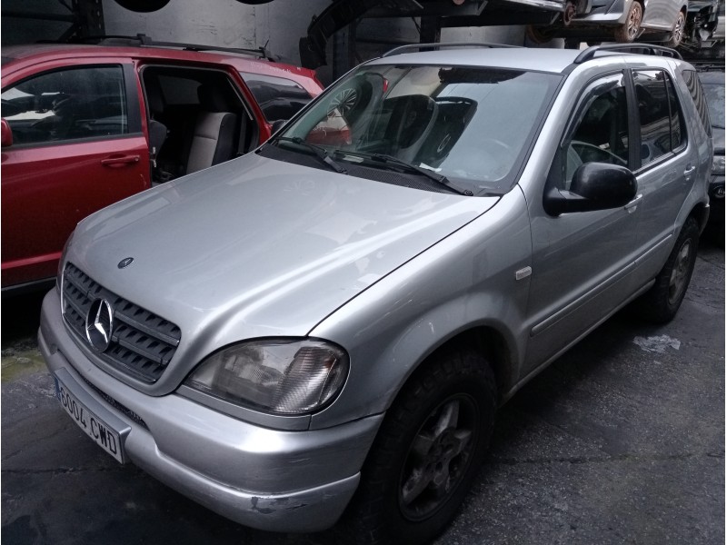 mercedes clase m (w163) del año 2004