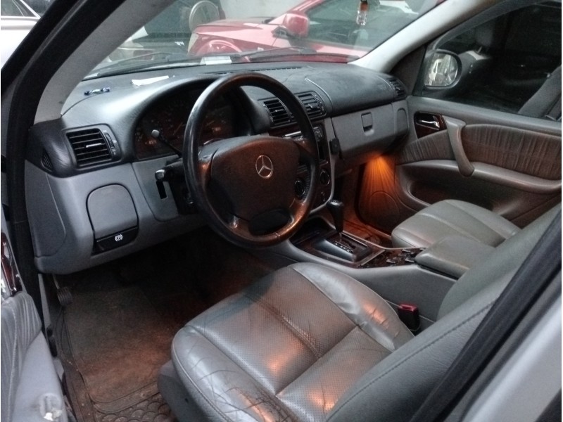 mercedes clase m (w163) del año 2004