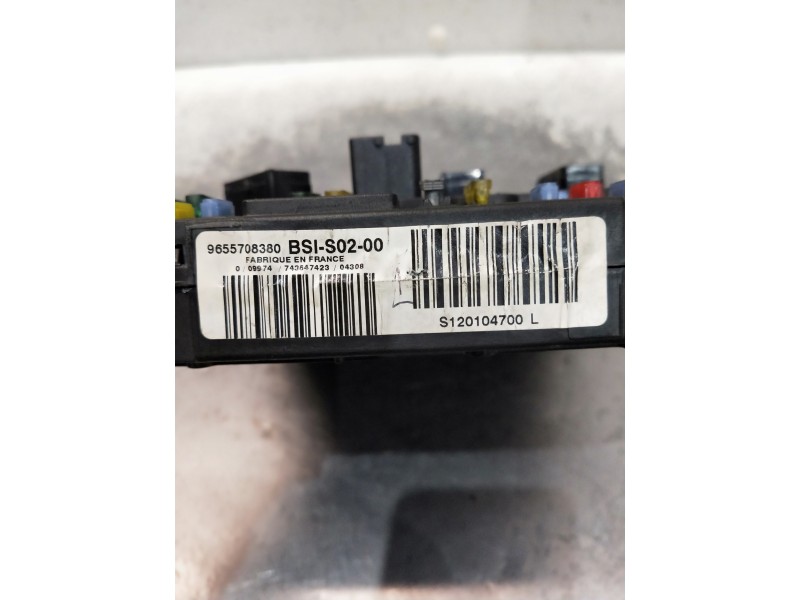 Recambio de caja reles / fusibles para peugeot 407 sw referencia OEM IAM 9655708380 S12014700L BSIS0200