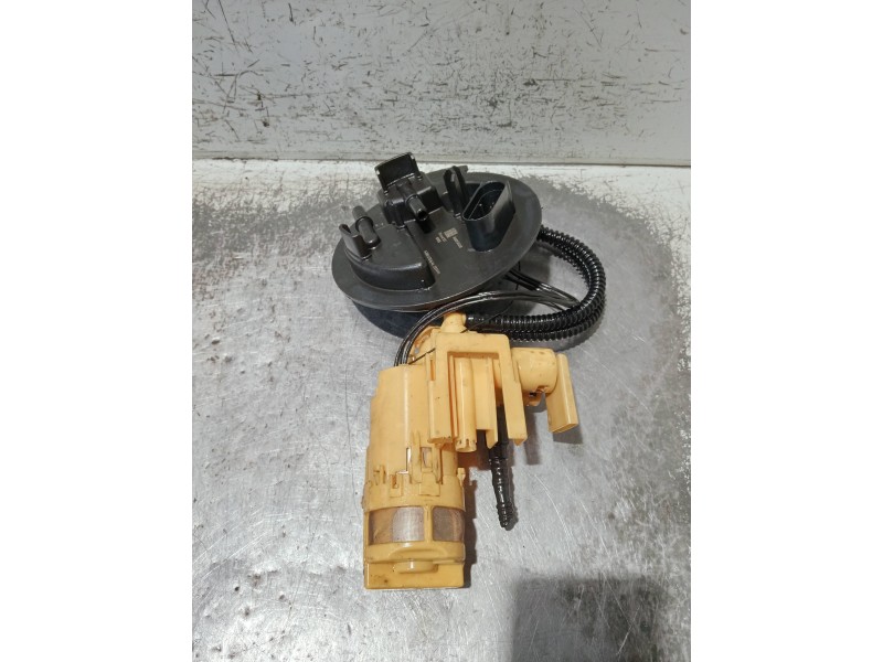Recambio de bomba combustible para mercedes clase c (w205) lim. referencia OEM IAM A2054701694  