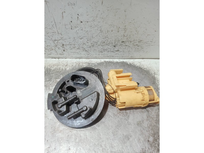 Recambio de bomba combustible para mercedes clase c (w205) lim. referencia OEM IAM A2054701694  