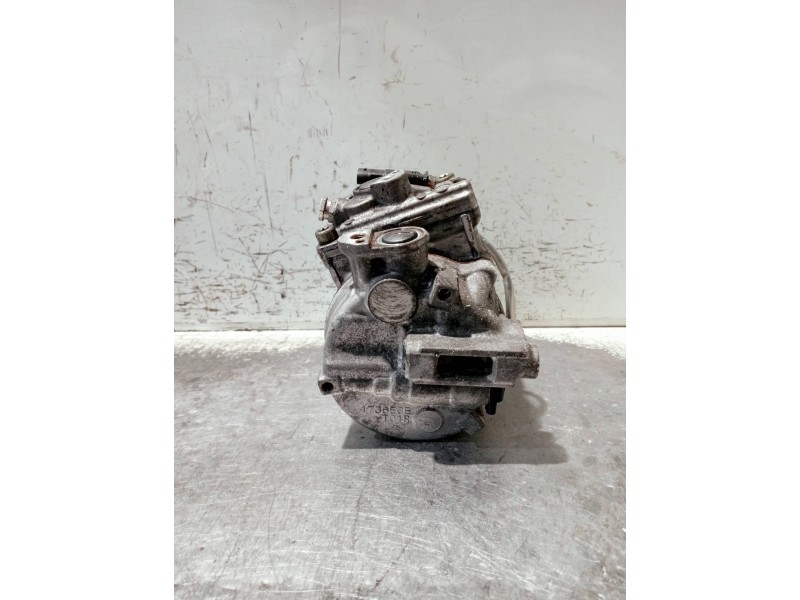 Recambio de compresor aire acondicionado para mercedes clase c (w205) lim. referencia OEM IAM A0008304400  