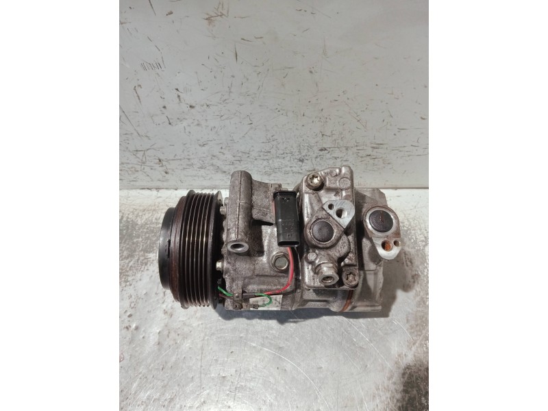 Recambio de compresor aire acondicionado para mercedes clase c (w205) lim. referencia OEM IAM A0008304400  