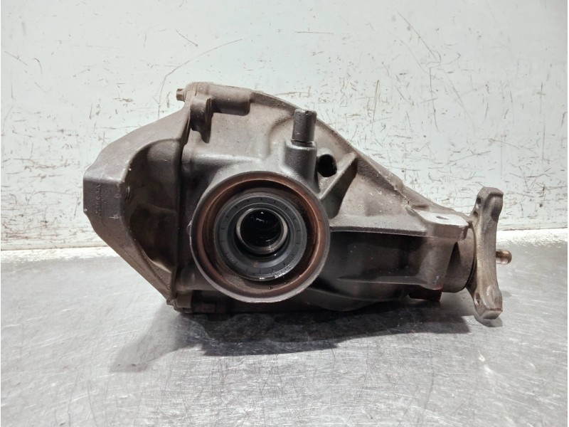 Recambio de diferencial trasero para mercedes clase c (w205) lim. referencia OEM IAM A2053510005 A2053510008 