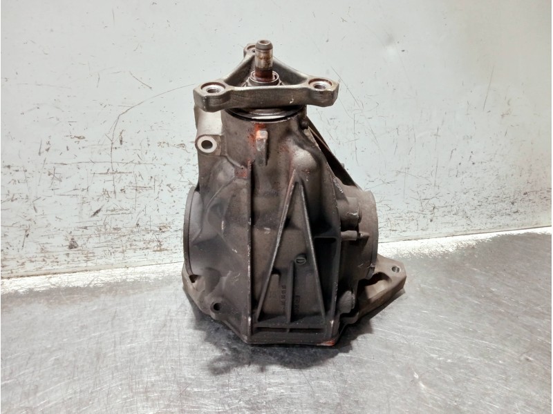 Recambio de diferencial trasero para mercedes clase c (w205) lim. referencia OEM IAM A2053510005 A2053510008 