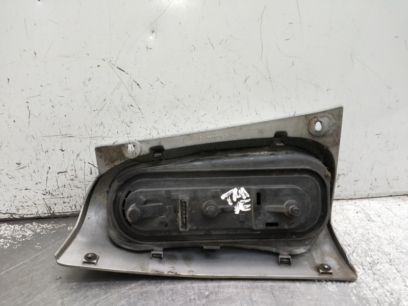 Recambio de piloto trasero derecho para smart coupe referencia OEM IAM   