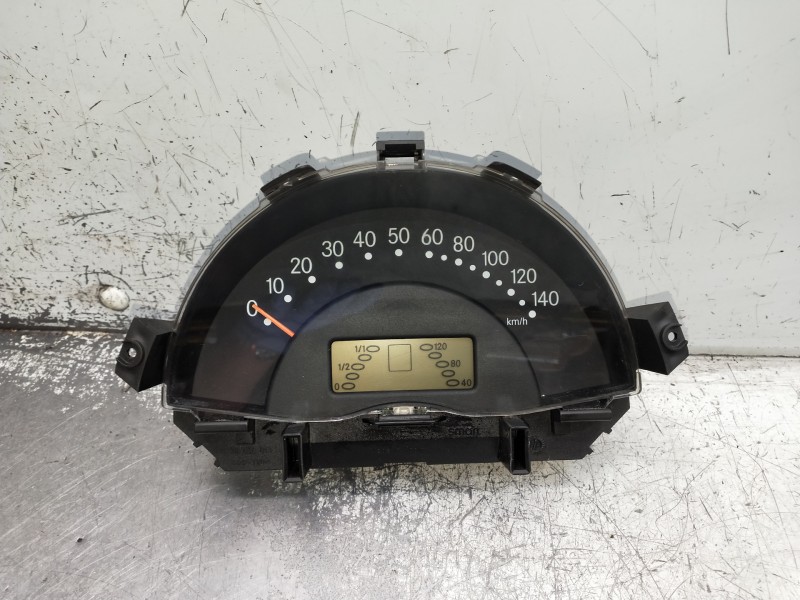 Recambio de cuadro instrumentos para smart coupe referencia OEM IAM 110008872002 001184V015 