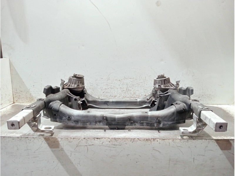 Recambio de puente delantero para mercedes clase c (w205) lim. referencia OEM IAM A2056280057  CUNA