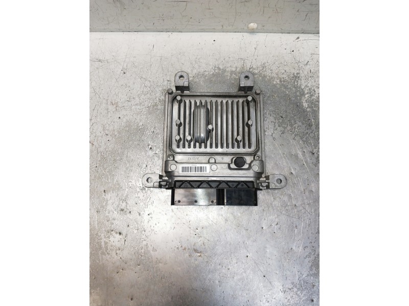 Recambio de centralita motor uce para mercedes clase c (w205) lim. referencia OEM IAM A6519004500 A6519014000 28398877