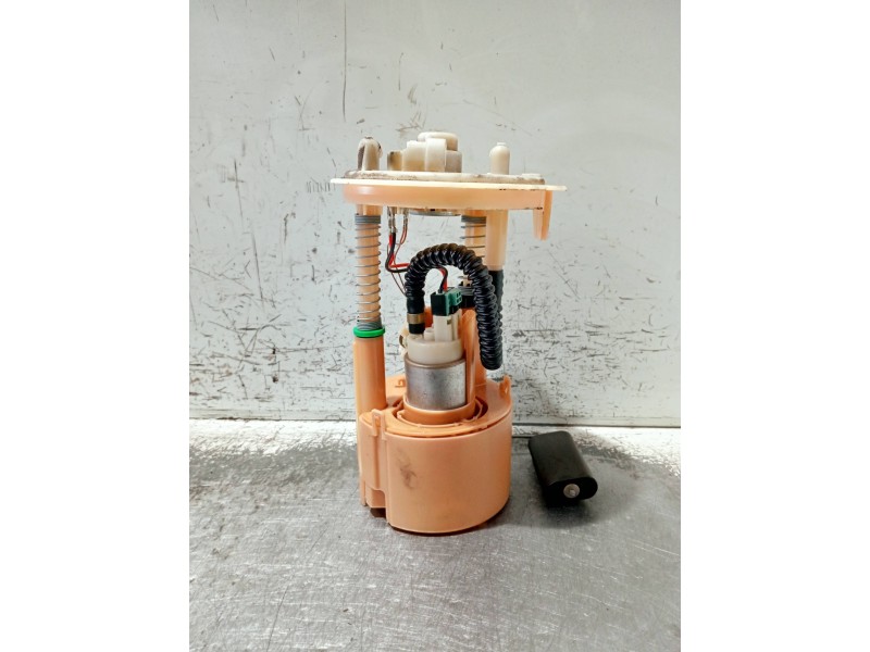 Recambio de bomba combustible para smart coupe referencia OEM IAM 0003412V 09750029901 